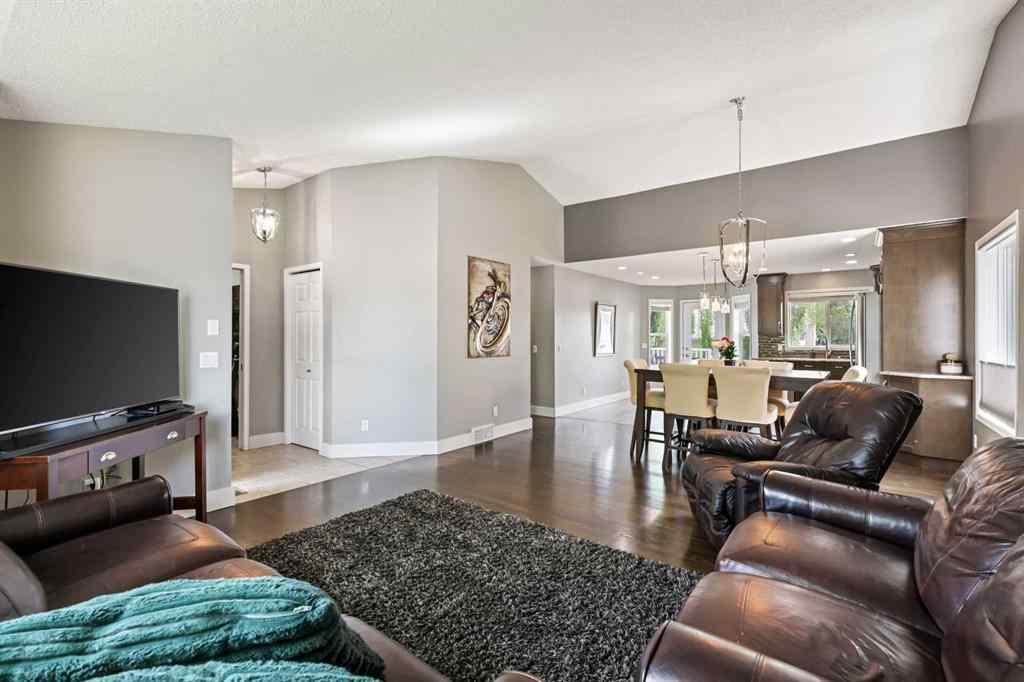 MLS® # A2270494 - 11 Strathmore Lakes Crescent  in Strathmore Lakes Estates Strathmore, Residential Open Houses
