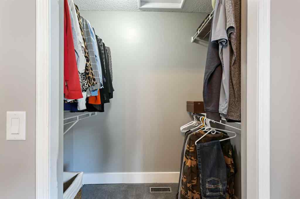 MLS® # A2270494 - 11 Strathmore Lakes Crescent  in Strathmore Lakes Estates Strathmore, Residential Open Houses