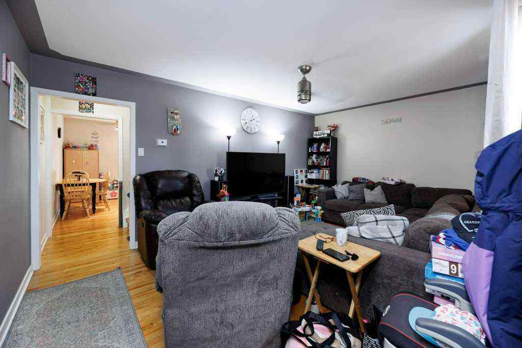 MLS&reg; # A2270496 - 22 Poplar Crescent  in NONE Springbrook, Residential Open Houses