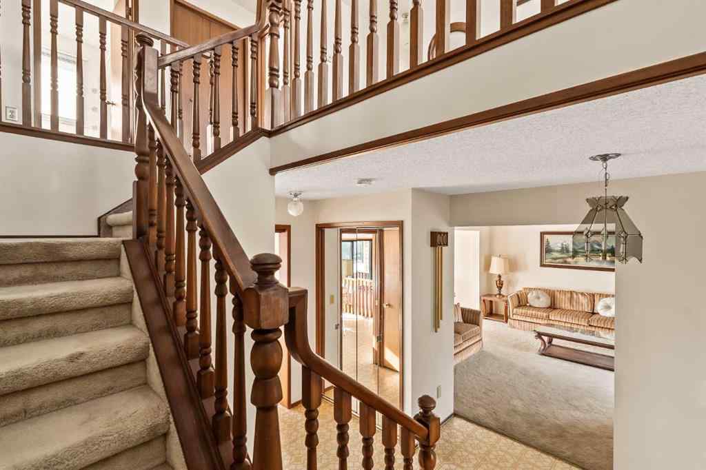 MLS&reg; # A2270497 - 16 Edgeland Bay NW in Edgemont Calgary, Residential Open Houses