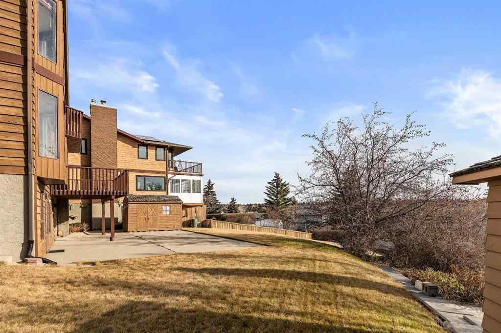 MLS&reg; # A2270497 - 16 Edgeland Bay NW in Edgemont Calgary, Residential Open Houses