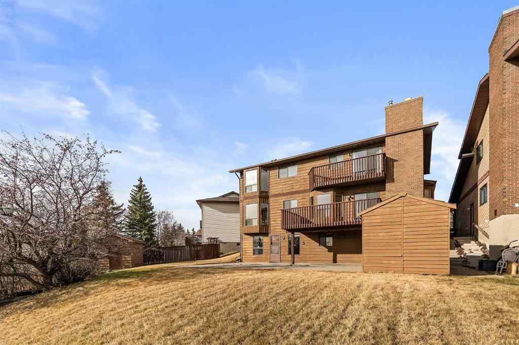 MLS&reg; # A2270497 - 16 Edgeland Bay NW in Edgemont Calgary, Residential Open Houses