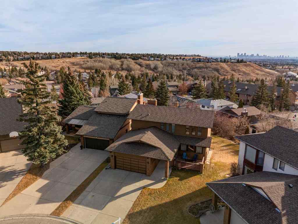 MLS&reg; # A2270497 - 16 Edgeland Bay NW in Edgemont Calgary, Residential Open Houses