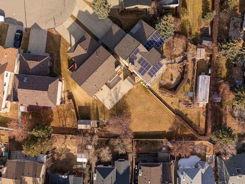 MLS&reg; # A2270497 - 16 Edgeland Bay NW in Edgemont Calgary, Residential Open Houses