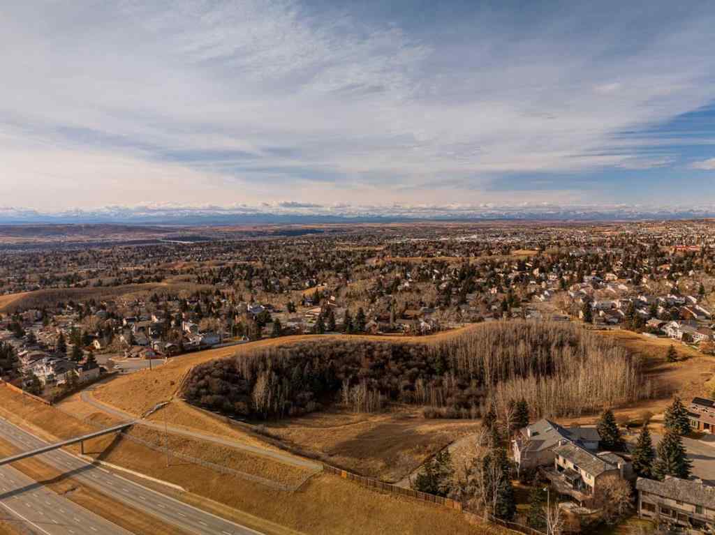 MLS&reg; # A2270497 - 16 Edgeland Bay NW in Edgemont Calgary, Residential Open Houses