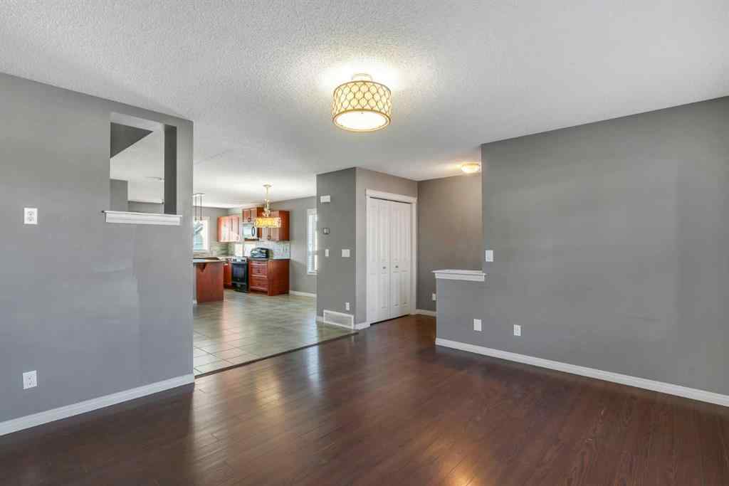MLS® A2270503 - 41 Skyview Point Green NE in Skyview Ranch Calgary, Residential