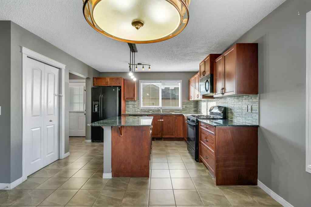 MLS® A2270503 - 41 Skyview Point Green NE in Skyview Ranch Calgary, Residential
