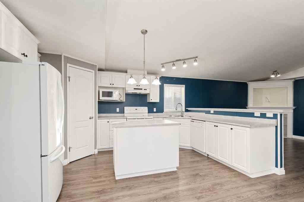 MLS&reg; # A2270504 - 552 Mckinlay Crescent  in Timberlea Fort McMurray, Residential Open Houses
