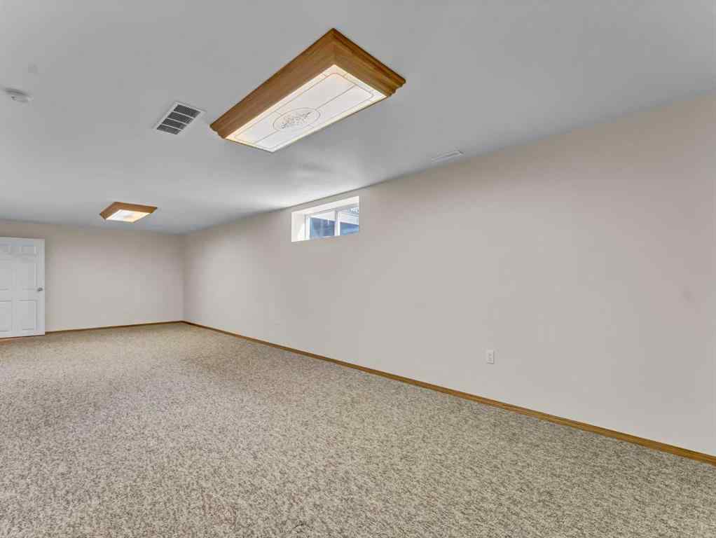 MLS&reg; # A2270507 - 274 Park Meadows Lane SE in Southview-Park Meadows Medicine Hat, Residential Open Houses