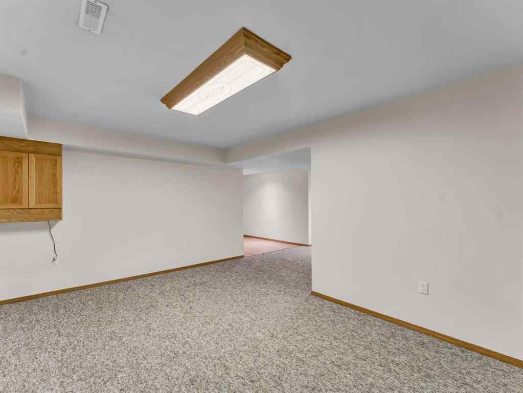 MLS&reg; # A2270507 - 274 Park Meadows Lane SE in Southview-Park Meadows Medicine Hat, Residential Open Houses