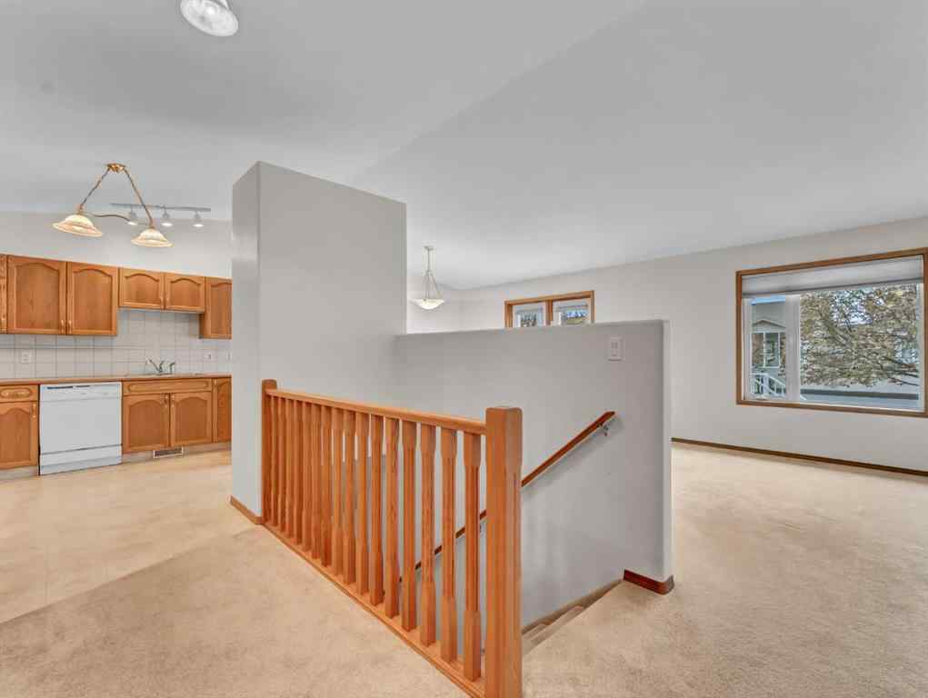 MLS&reg; # A2270507 - 274 Park Meadows Lane SE in Southview-Park Meadows Medicine Hat, Residential Open Houses