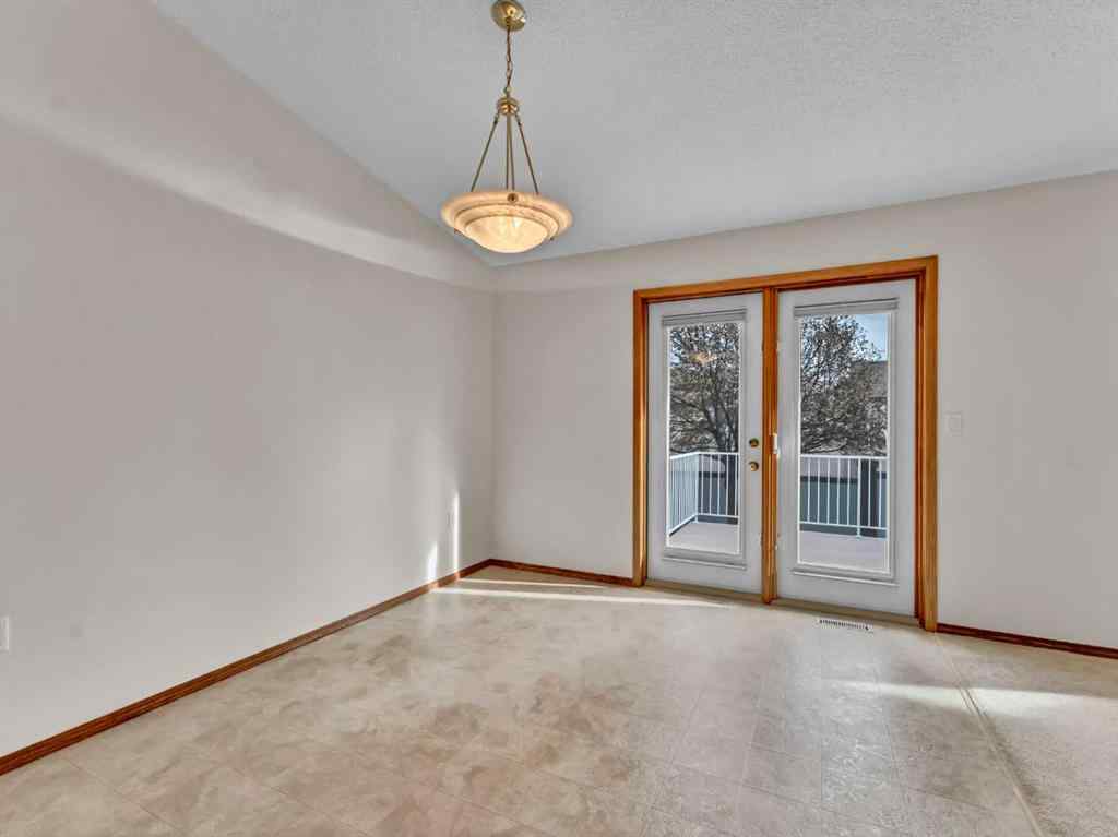 MLS&reg; # A2270507 - 274 Park Meadows Lane SE in Southview-Park Meadows Medicine Hat, Residential Open Houses