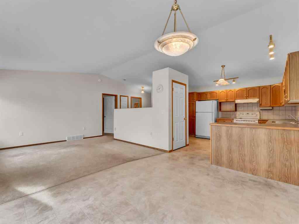 MLS&reg; # A2270507 - 274 Park Meadows Lane SE in Southview-Park Meadows Medicine Hat, Residential Open Houses