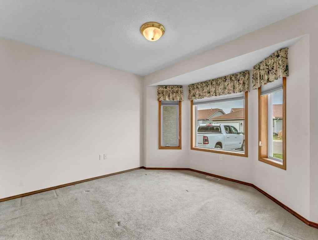 MLS&reg; # A2270507 - 274 Park Meadows Lane SE in Southview-Park Meadows Medicine Hat, Residential Open Houses