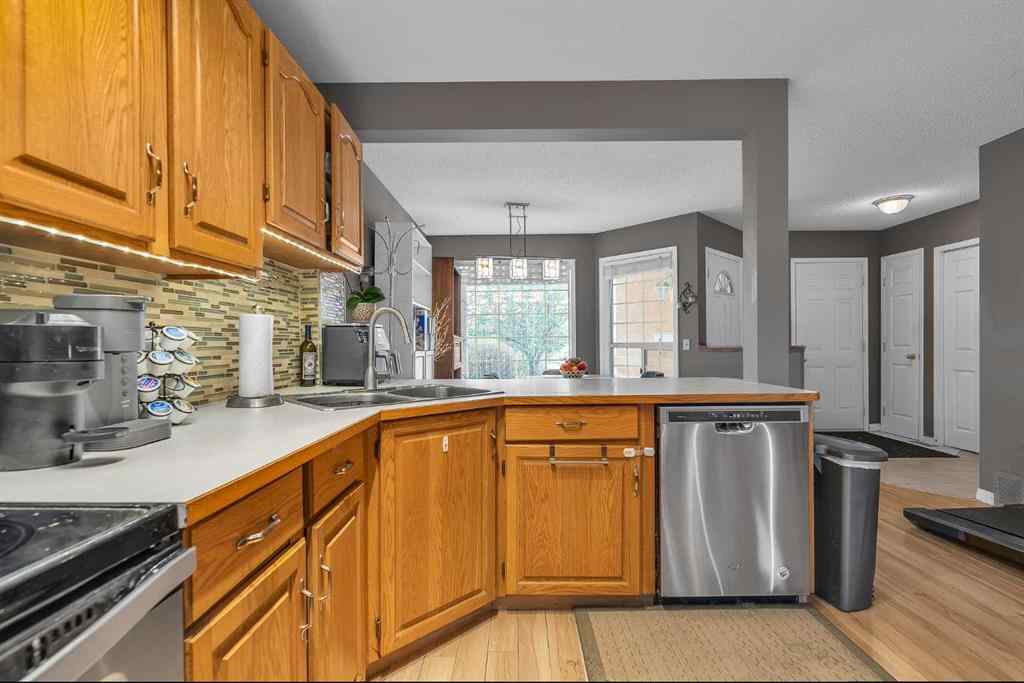 MLS&reg; # A2270509 - 250 Scenic Acres Terrace NW in Scenic Acres Calgary, Residential Open Houses