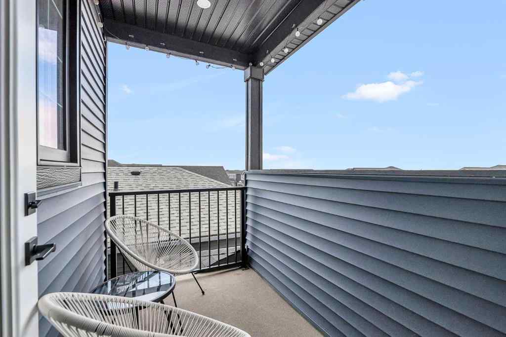 MLS&reg; # A2270516 - 127 Creekstone Park SW in Pine Creek Calgary, Residential Open Houses