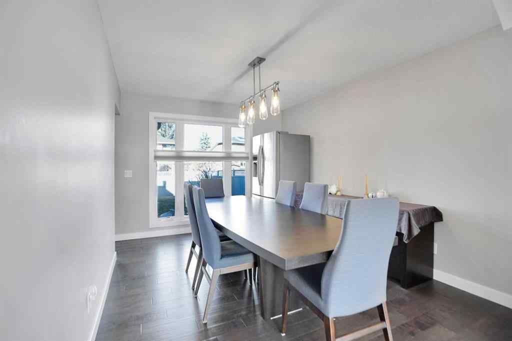 MLS&reg; # A2270517 - 33 Douglasbank Rise SE in Douglasdale/Glen Calgary, Residential Open Houses