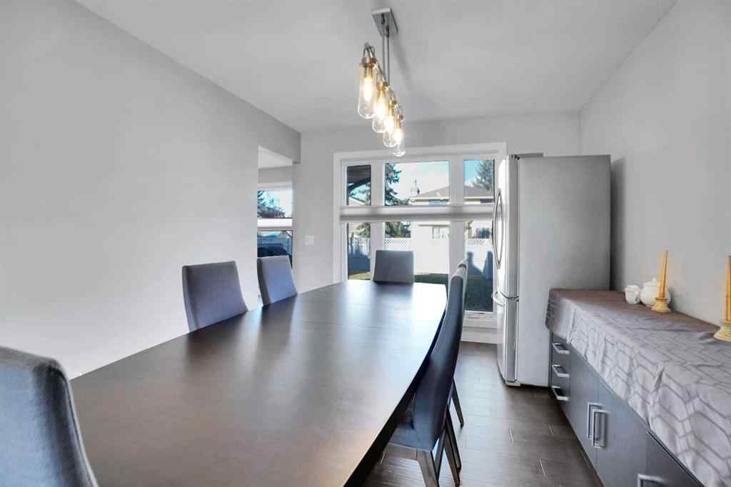 MLS&reg; # A2270517 - 33 Douglasbank Rise SE in Douglasdale/Glen Calgary, Residential Open Houses