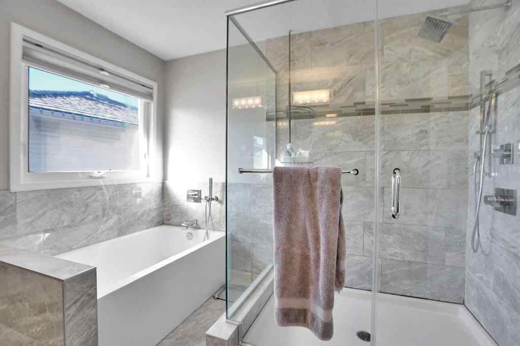 MLS&reg; # A2270517 - 33 Douglasbank Rise SE in Douglasdale/Glen Calgary, Residential Open Houses