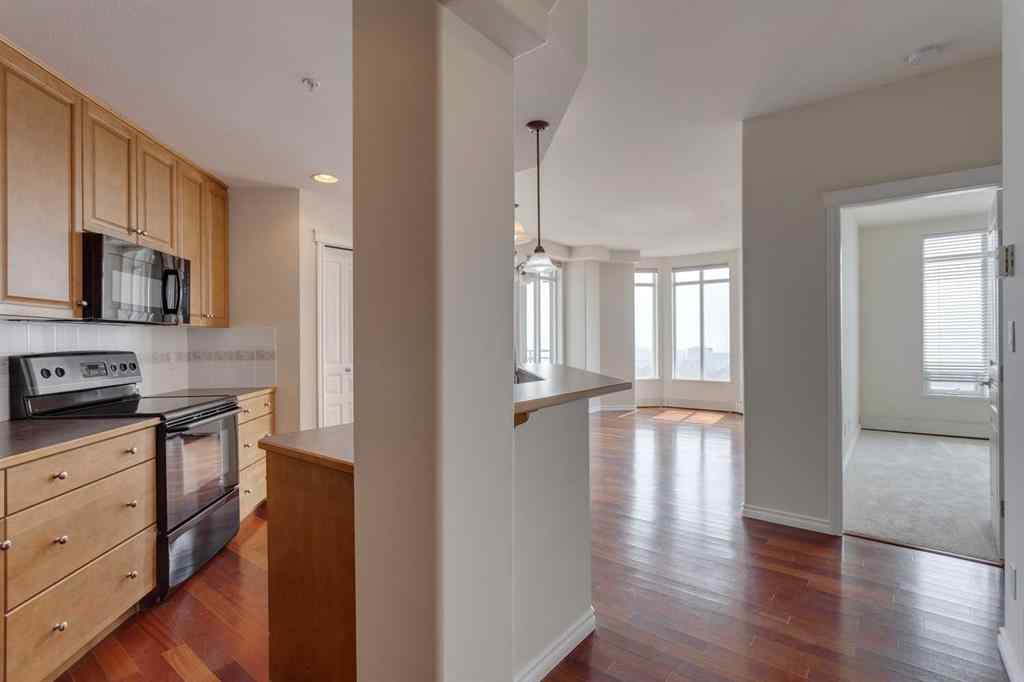 MLS&reg; # A2270521 - Unit #809 1718 14 Avenue NW in Hounsfield Heights/Briar Hill Calgary, Residential Open Houses