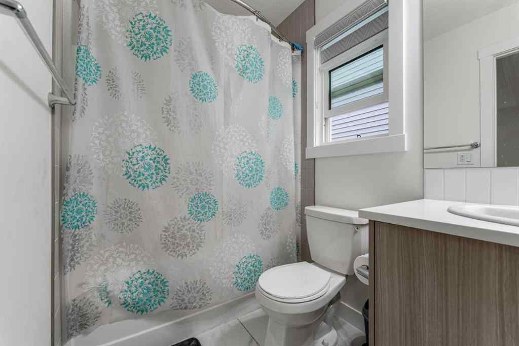 MLS&reg; # A2270532 - 3222 Chinook Winds Drive SW in Chinook Gate Airdrie, Residential Open Houses