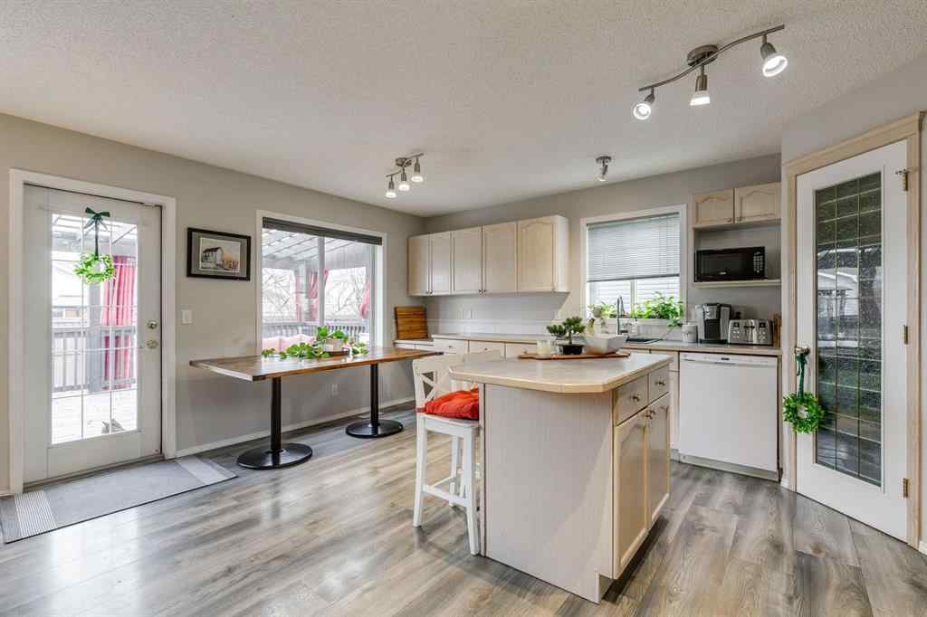 MLS® # A2270533 - 228 Woodhaven Drive  in Cimarron Hill Okotoks, Residential Open Houses