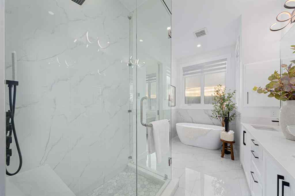 MLS® A2270534 - 5003 21 Avenue NW in Montgomery Calgary, Residential