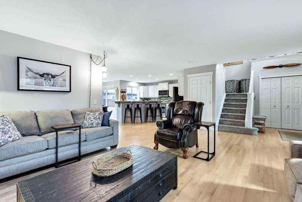 MLS® A2270541 - 208 Prestwick Manor SE in McKenzie Towne Calgary, Residential