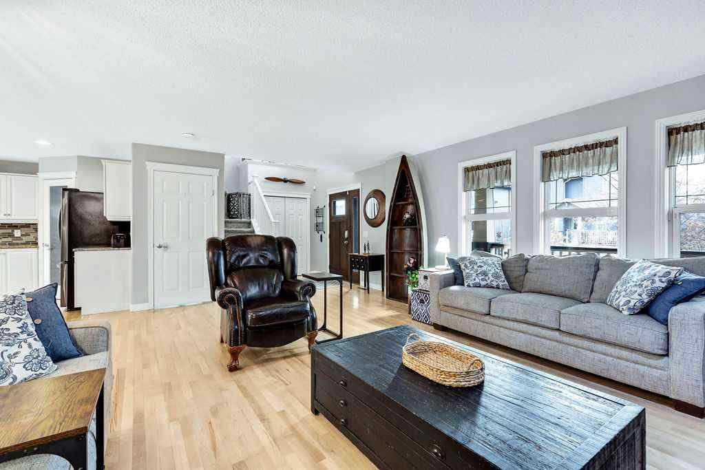 MLS® A2270541 - 208 Prestwick Manor SE in McKenzie Towne Calgary, Residential