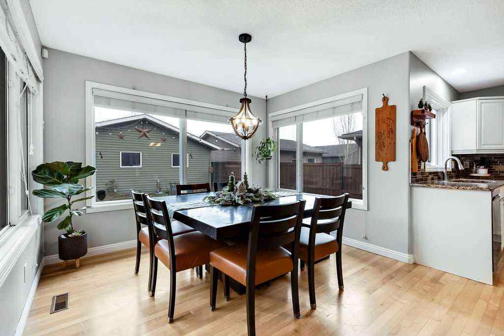 MLS® A2270541 - 208 Prestwick Manor SE in McKenzie Towne Calgary, Residential