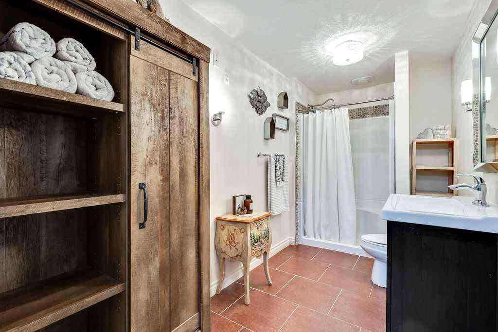 MLS® A2270541 - 208 Prestwick Manor SE in McKenzie Towne Calgary, Residential