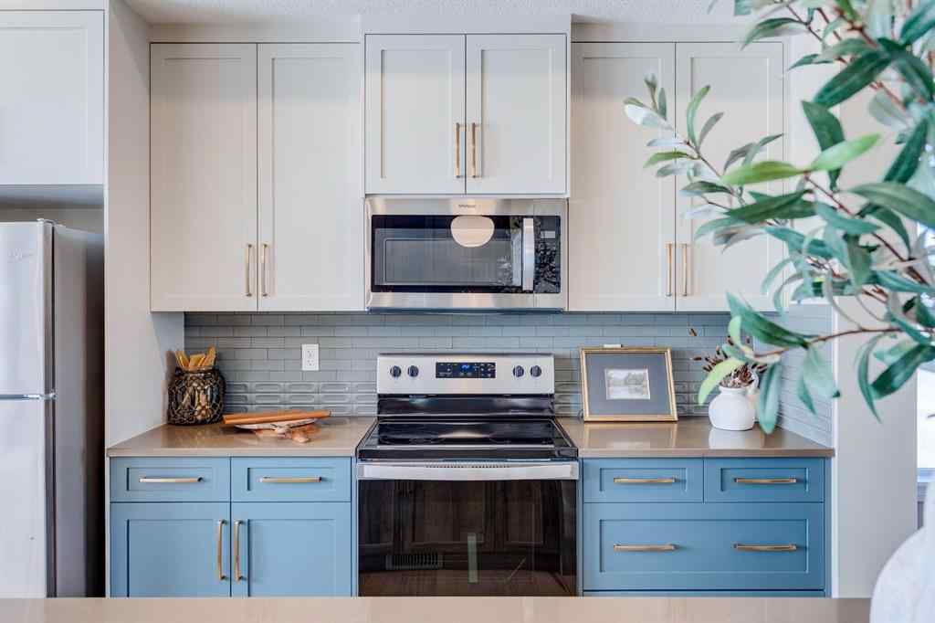 MLS&reg; # A2270547 - 25 Sora Gate SE in Hotchkiss Calgary, Residential Open Houses