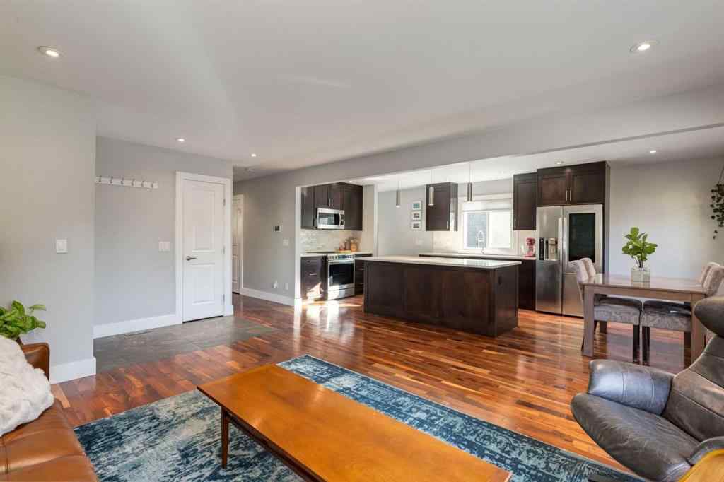 MLS® # A2270548 - 32 Calandar Road NW in Collingwood Calgary, Residential Open Houses