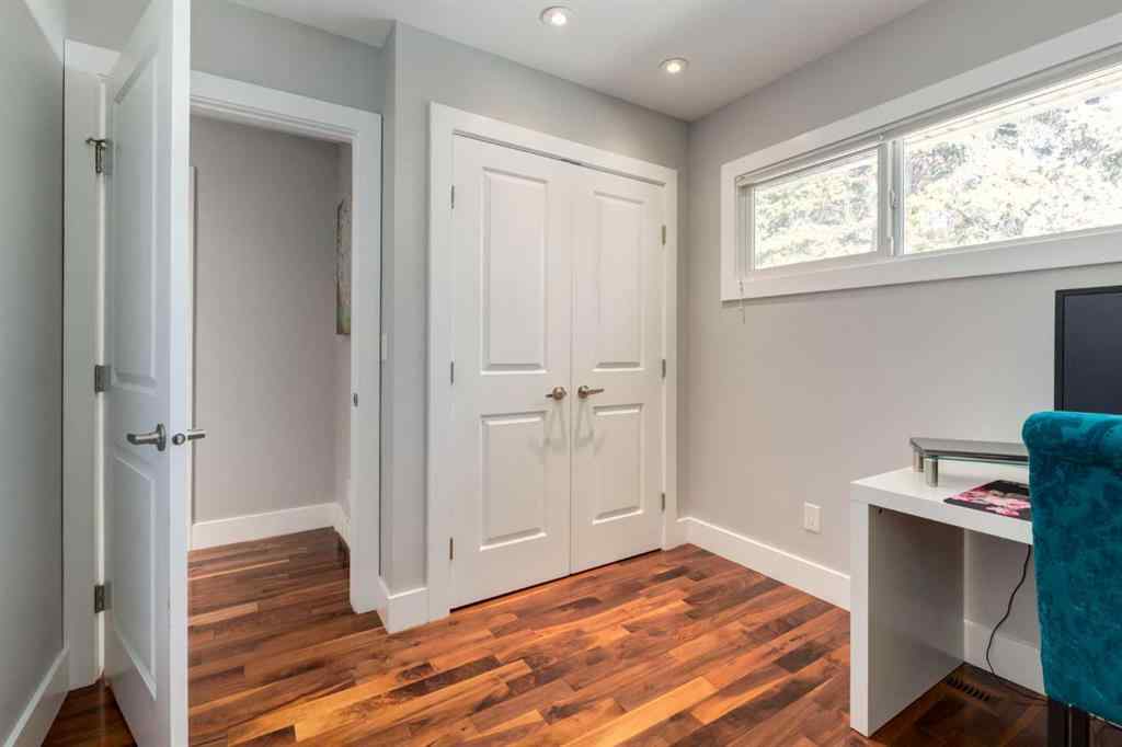 MLS® # A2270548 - 32 Calandar Road NW in Collingwood Calgary, Residential Open Houses