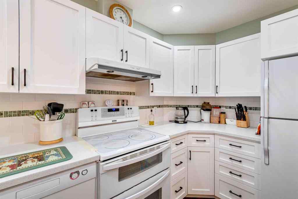 MLS&reg; # A2270565 - 125 3 Avenue NE in NONE Three Hills, Residential Open Houses