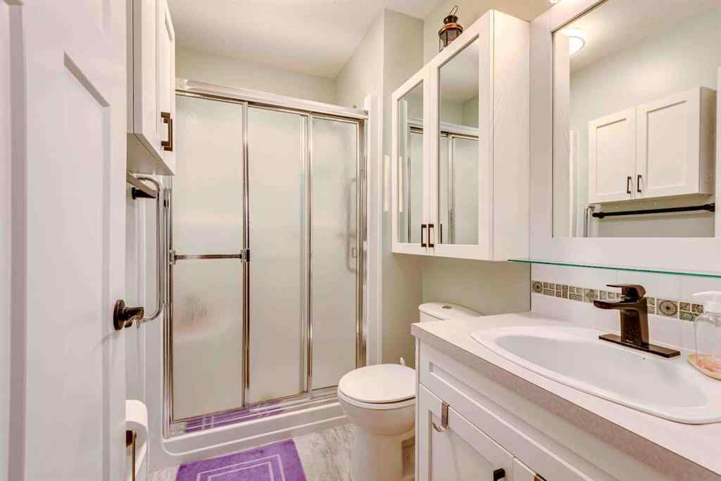 MLS&reg; # A2270565 - 125 3 Avenue NE in NONE Three Hills, Residential Open Houses