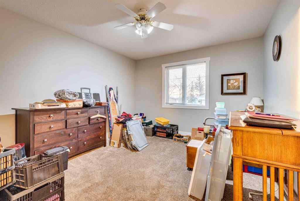 MLS&reg; # A2270565 - 125 3 Avenue NE in NONE Three Hills, Residential Open Houses