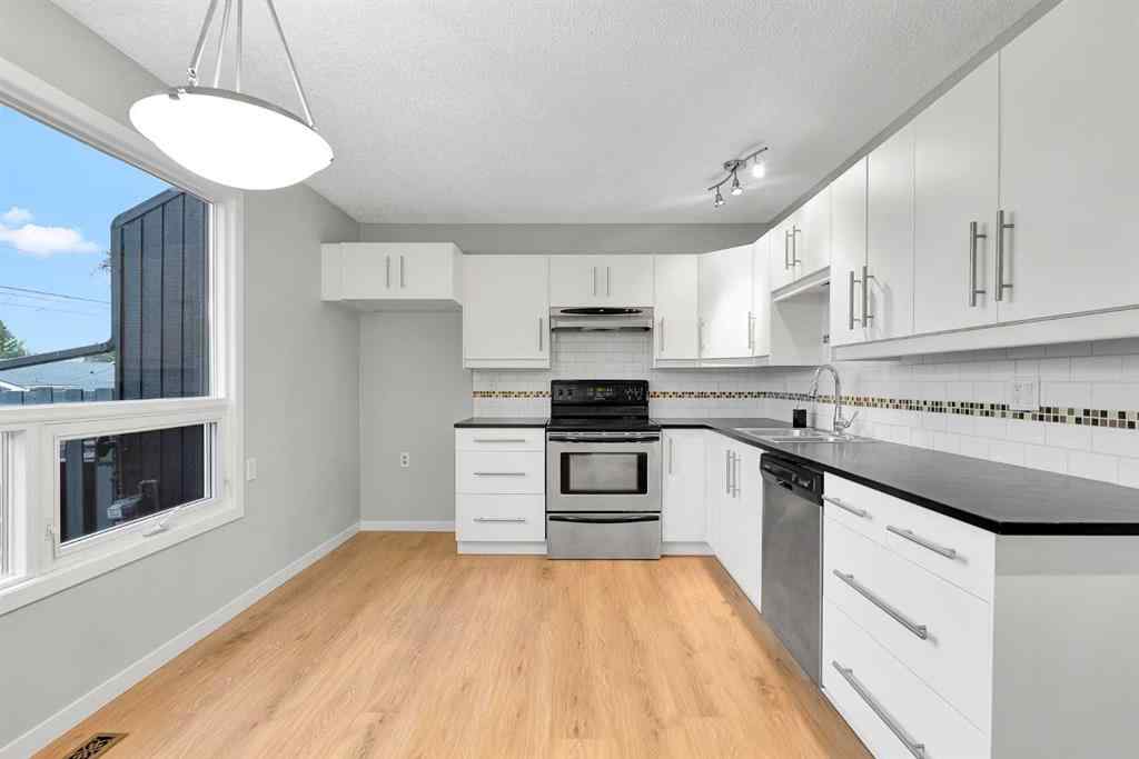 MLS&reg; # A2270570 - Unit #46 9908 Bonaventure Drive SE in Willow Park Calgary, Residential Open Houses