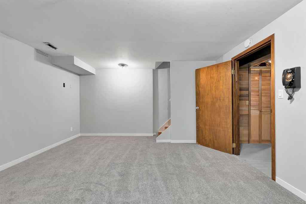 MLS&reg; # A2270570 - Unit #46 9908 Bonaventure Drive SE in Willow Park Calgary, Residential Open Houses