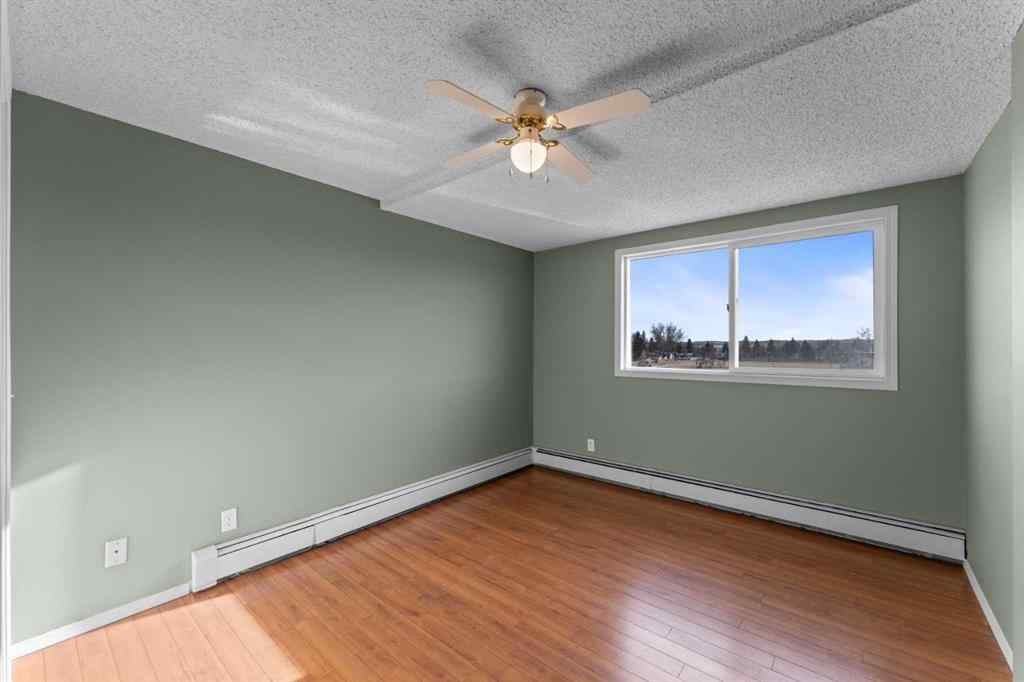 MLS&reg; # A2270577 - Unit #207 280 Banister Drive  in Tower Hill Okotoks, Residential Open Houses