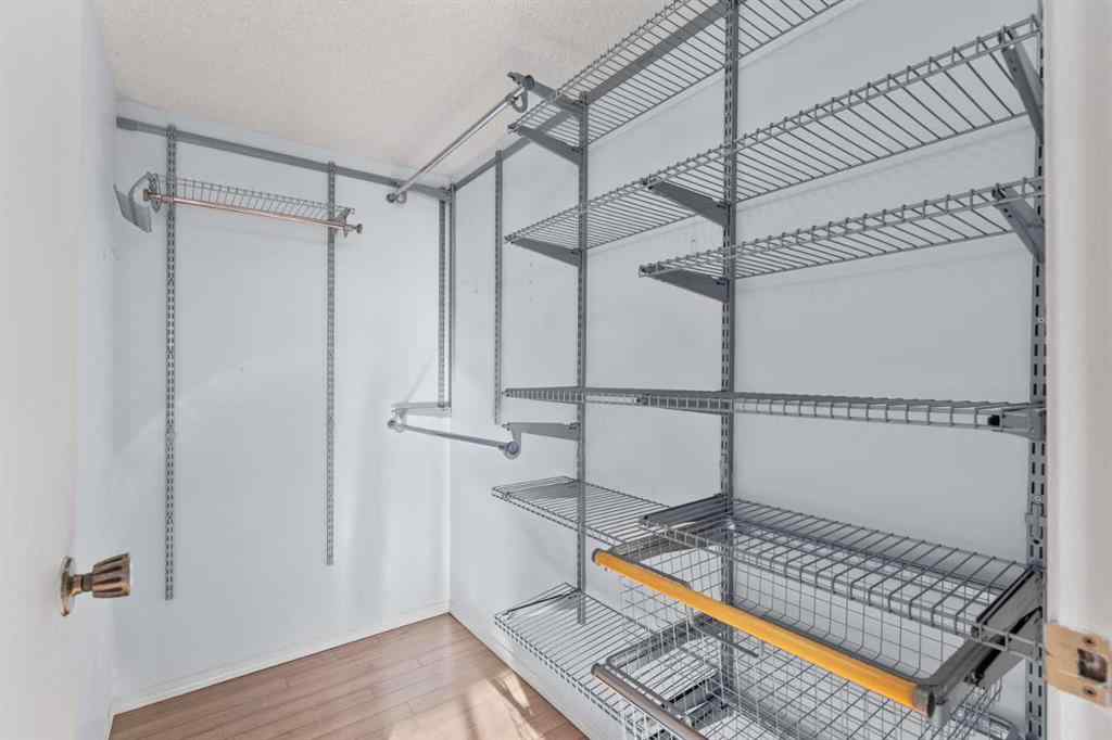 MLS&reg; # A2270577 - Unit #207 280 Banister Drive  in Tower Hill Okotoks, Residential Open Houses