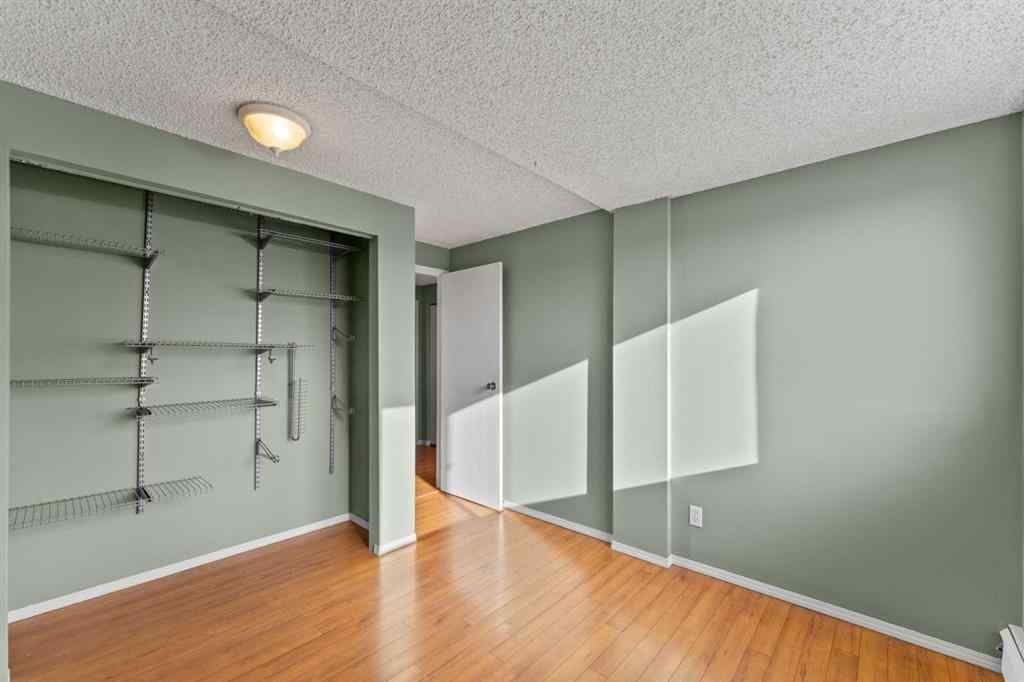 MLS&reg; # A2270577 - Unit #207 280 Banister Drive  in Tower Hill Okotoks, Residential Open Houses