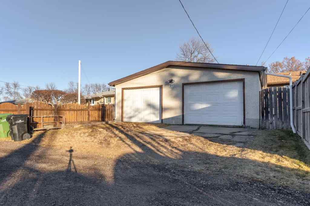 MLS&reg; # A2270584 - 31 Montrose Avenue  in Mount Pleasant Camrose, Residential Open Houses