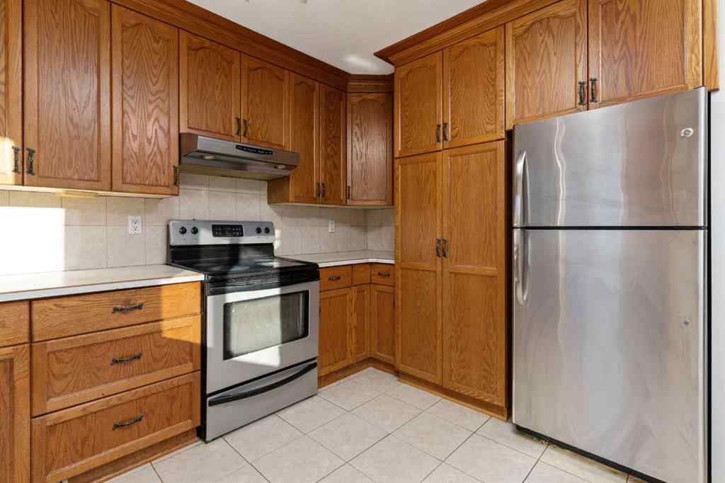 MLS&reg; # A2270584 - 31 Montrose Avenue  in Mount Pleasant Camrose, Residential Open Houses