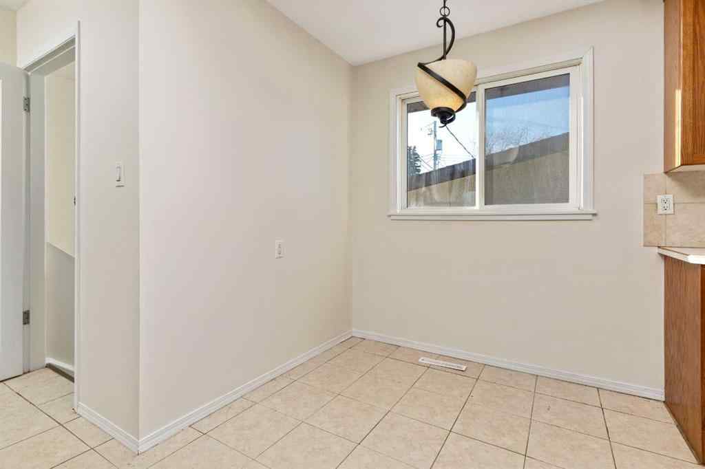 MLS&reg; # A2270584 - 31 Montrose Avenue  in Mount Pleasant Camrose, Residential Open Houses