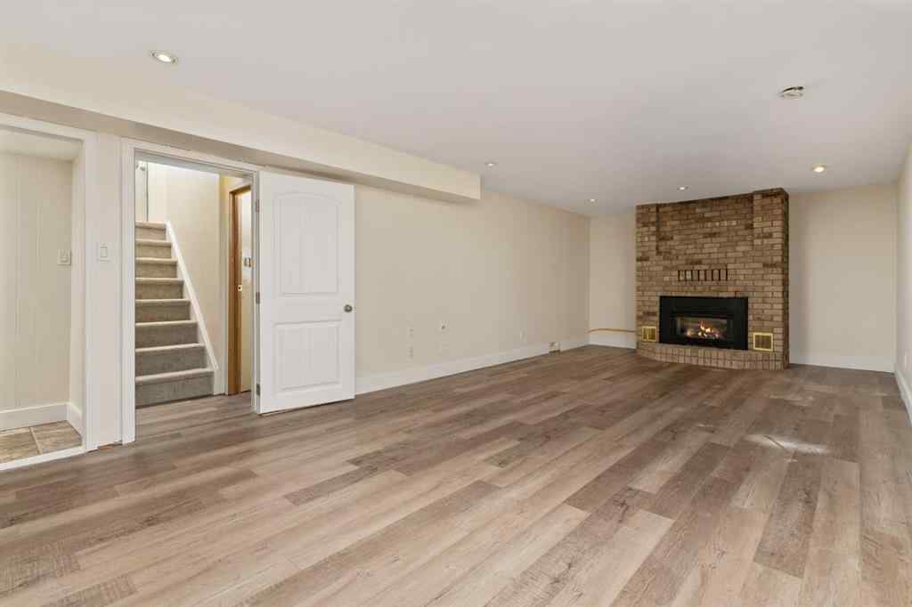 MLS&reg; # A2270584 - 31 Montrose Avenue  in Mount Pleasant Camrose, Residential Open Houses