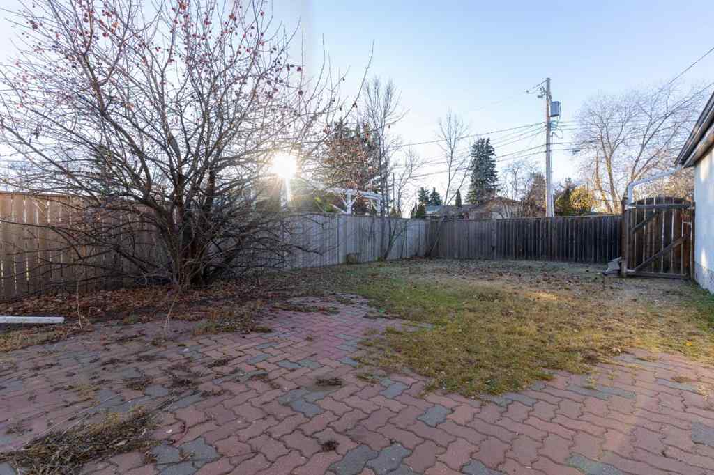 MLS&reg; # A2270584 - 31 Montrose Avenue  in Mount Pleasant Camrose, Residential Open Houses