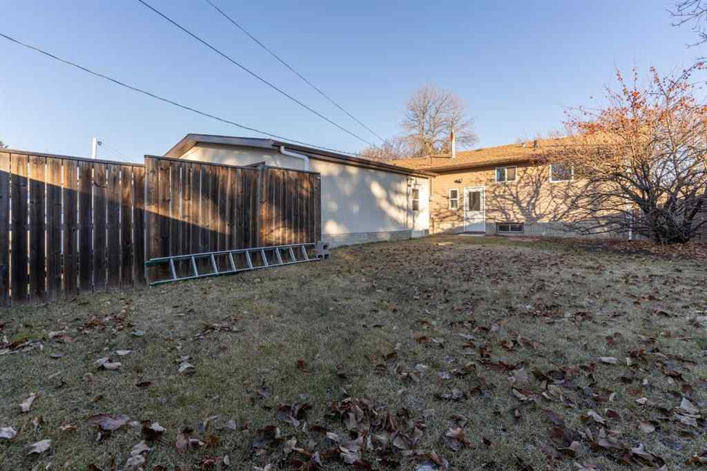 MLS&reg; # A2270584 - 31 Montrose Avenue  in Mount Pleasant Camrose, Residential Open Houses