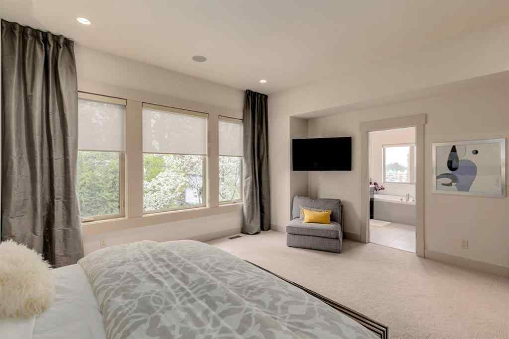 MLS® A2270586 - 1441 23 Street SW in Scarboro Calgary, Residential