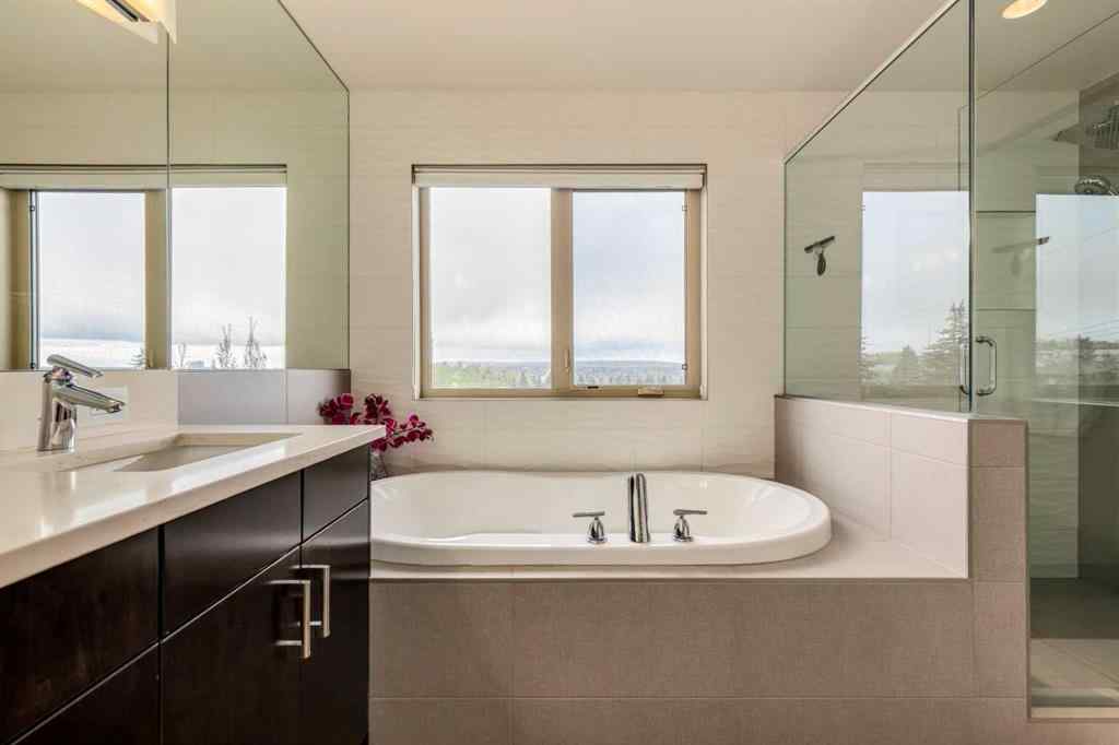 MLS® A2270586 - 1441 23 Street SW in Scarboro Calgary, Residential